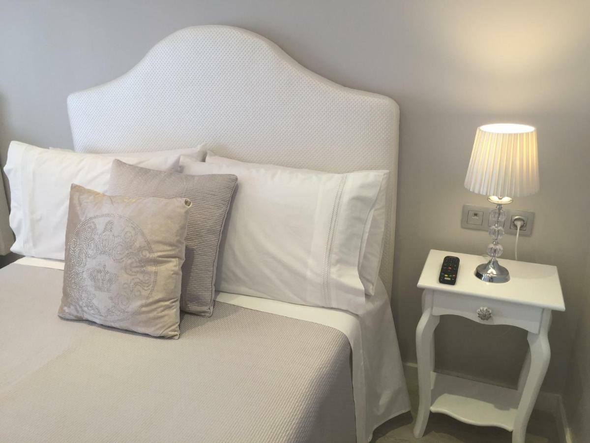 Luxury Suite Hotel Puerto Banus Marbella Exteriör bild
